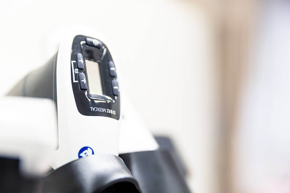 セルアクター（体外衝撃波治療器）